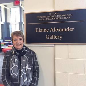 Meet your Posher, Elaine